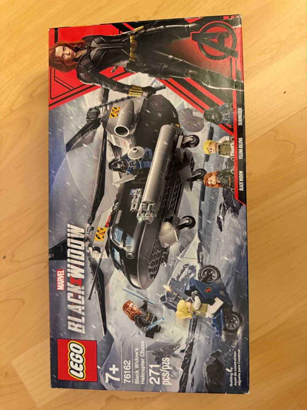 NEW/UNOPENED - LEGO x Marvel Black Widow